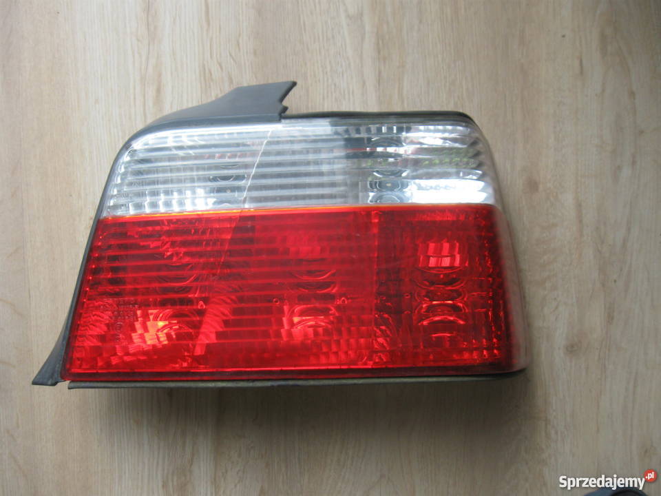 Lampy tylne BMW e36 sedan LIFT