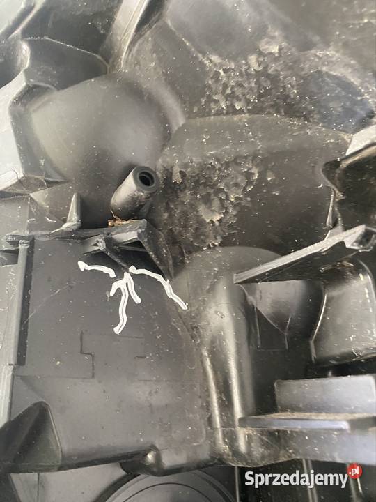 RENAULT TRAFIC III LAMPA PRZEDNIA PRAWA ORYGINAŁ śląskie Jasienica