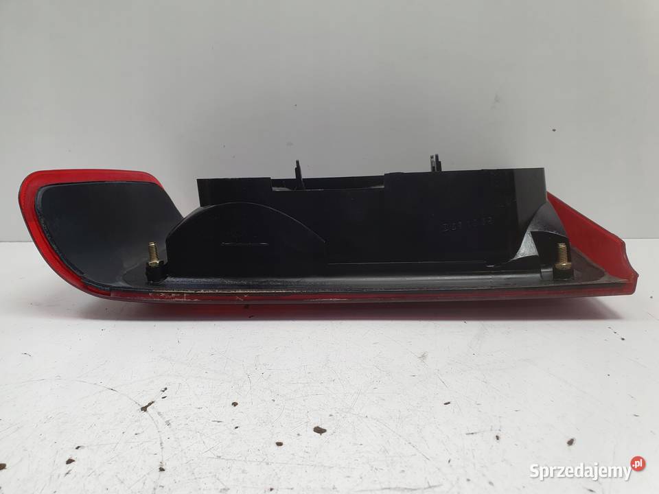 LAMPA PRAWA Volvo 440 460 9196r TYLNIA TYLNA osobowe Rudka