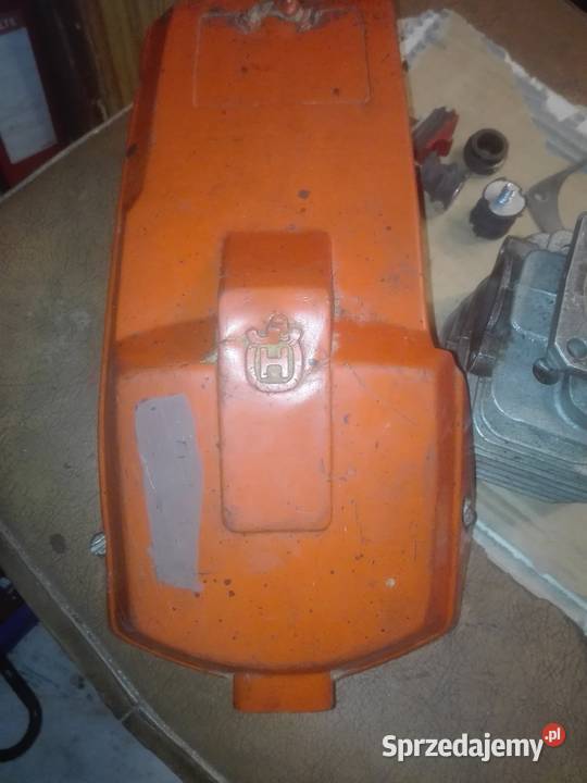 Osłona górna Husqvarna 242 sprzedam