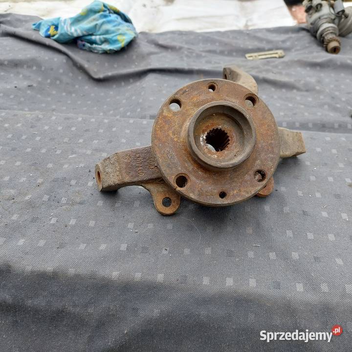 Zwrotnica fiat 127p lewy przód osobowe Zwrotnice Piaseczno