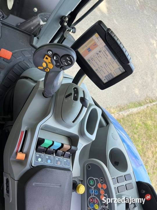 Ciągnika Holland T7260 PowerShift 2014 8100mth Nowa Ruda