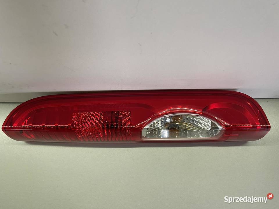 VW TRANSPORTER T5 PRAWA LAMPA TYŁ osobowe wielkopolskie Ostroróg