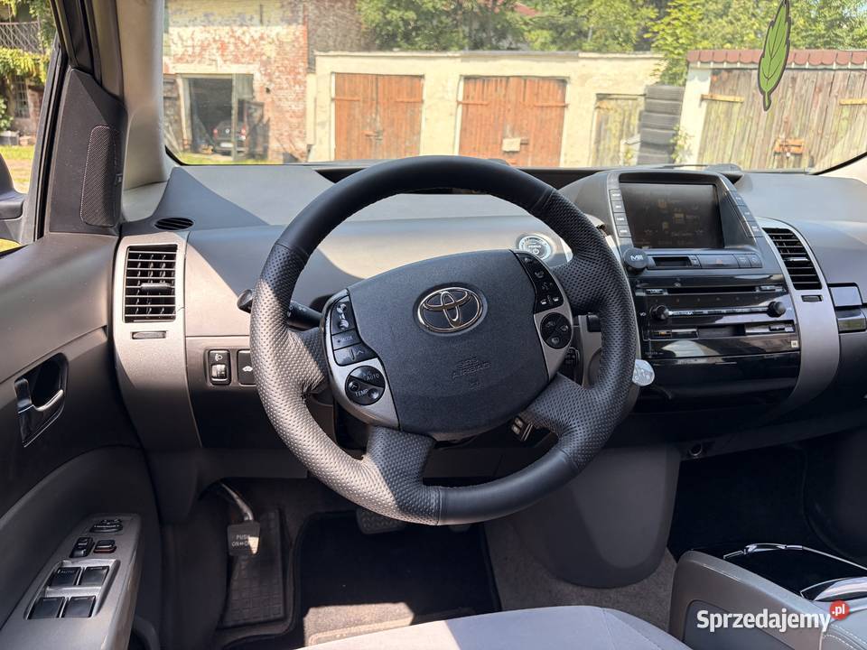Toyota Prius 15 hybryda benzyna LPG śląskie Katowice