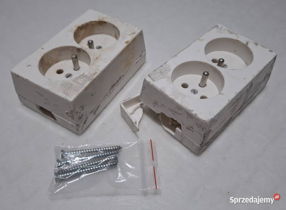 Gniazdko podwójne nadtynkowe z uziemieniem Czeladź sprzedam