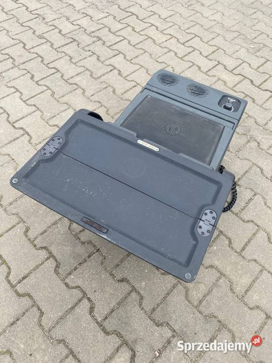 Sprzedam lodówkę 24V ze stolikem do MAN ładna Akcesoria Nowogród