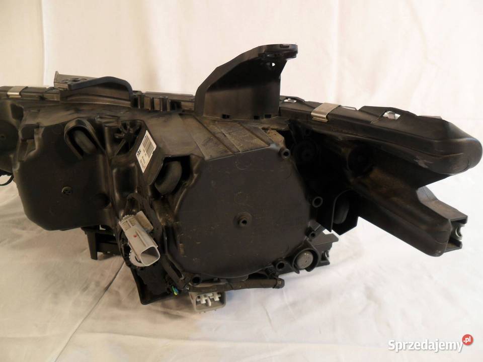 REFLEKTOR PRZÓD STRONA PRAWA MITSUBISHI Nowy Tomyśl