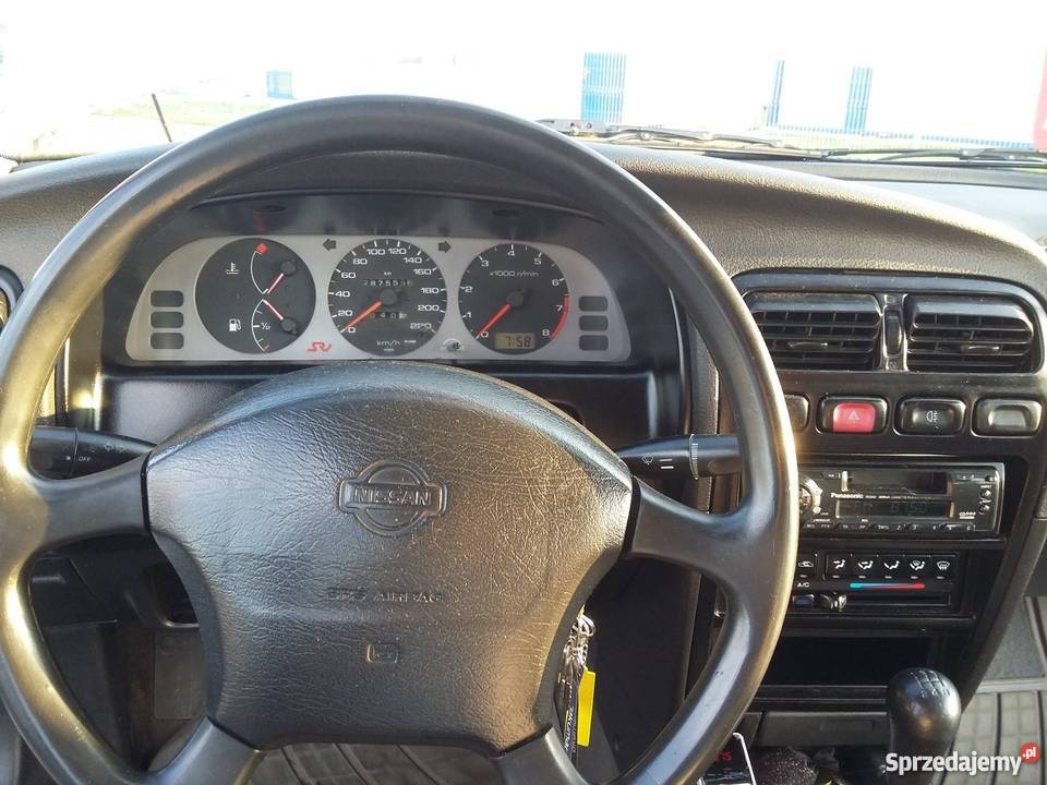 Nissan Primera P10 16 SRI 1996r sprowadzony Miłogórze sprzedam
