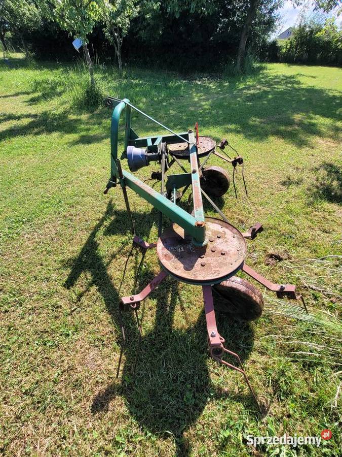 Przetrząsacz karuzelowy Z218 2007r sprawny Zgrabiarki i przetrząsacze Rolnictwo Cieszyn sprzedam