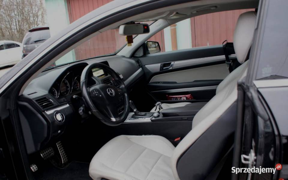 Mercedes E350 Coupe AMG panorama Harman Zamiana