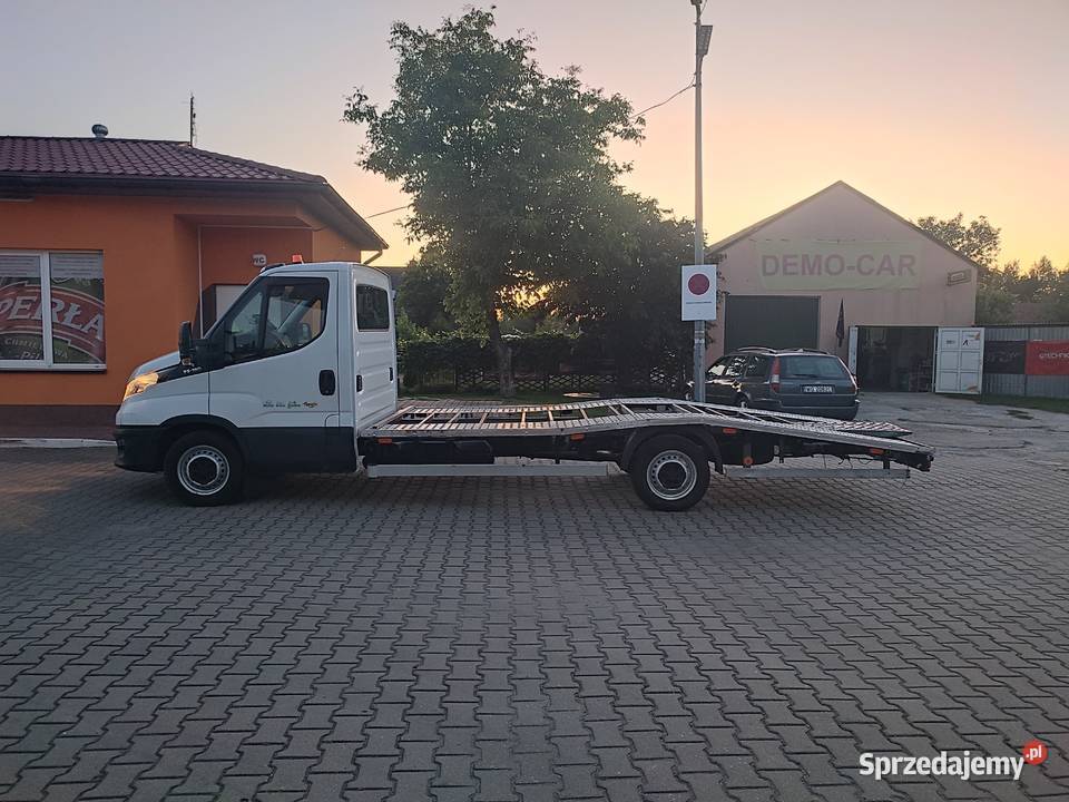 Iveko 35 s 18 laweta holownik pomoc drogowa Radzyń Podlaski