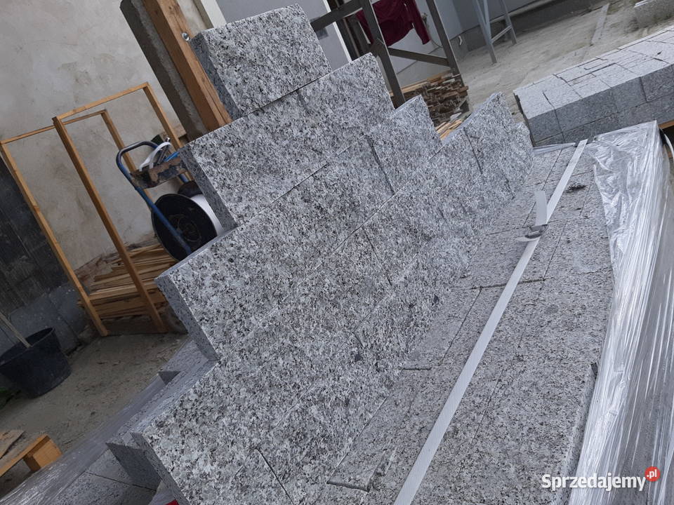 Kamień Elewacyjny Granit Strzegomski dolnośląskie Strzegom