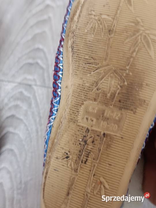 kapcie dziewczęce rozmiar 19 20 długość wkładki