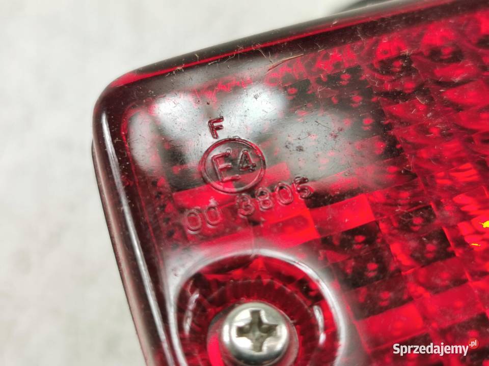 LAMPA PRZECIWMGIELNA TYŁ SUZUKI WAGON R osobowe lubelskie