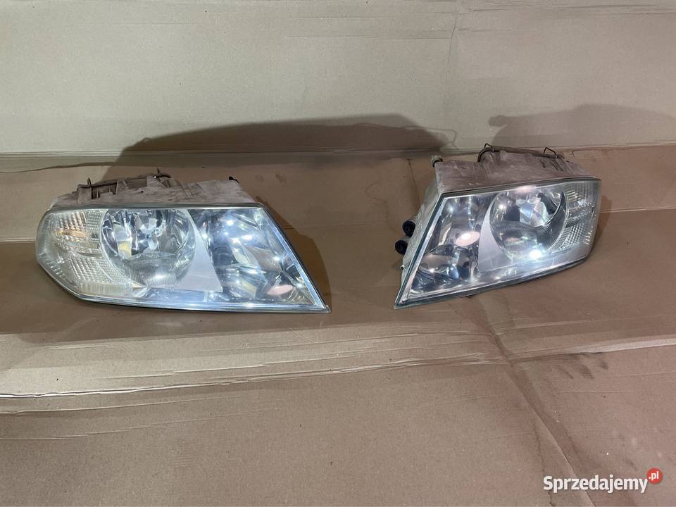 Skoda Oktawia 2 II lampa reflektor lewa prawa Rok produkcji 2003 Szczecin