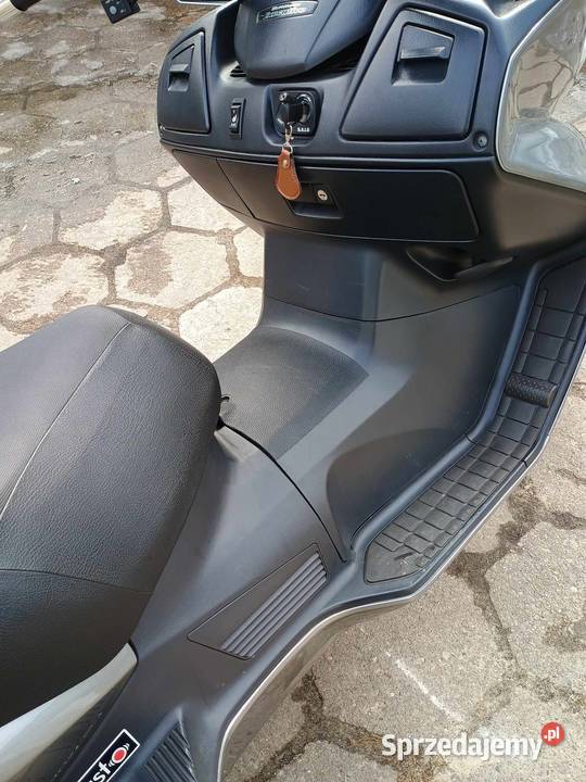 Suzuki Burgman 650 świeże foty 650cm3 Łódź sprzedam