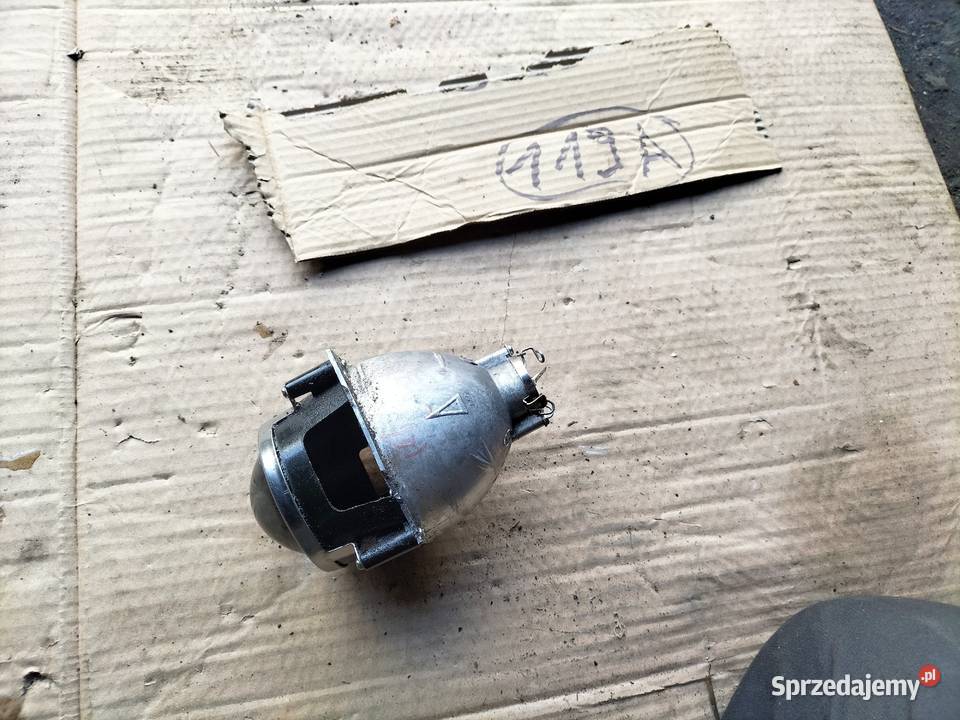 AUDI 80 B4 KSENON LAMPA PRAWA PRZÓD REFLEKTOR Kamień-Kolonia sprzedam
