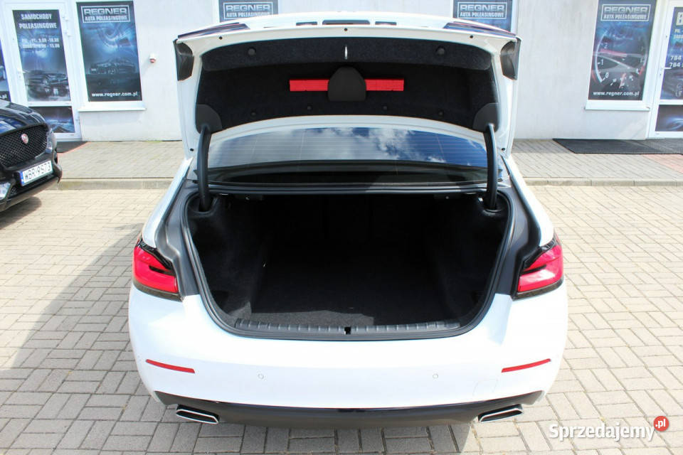 BMW 518 Salon FV23 Skóra Nawigacja LED Ambient ASR (kontrola trakcji) mazowieckie Sokołów