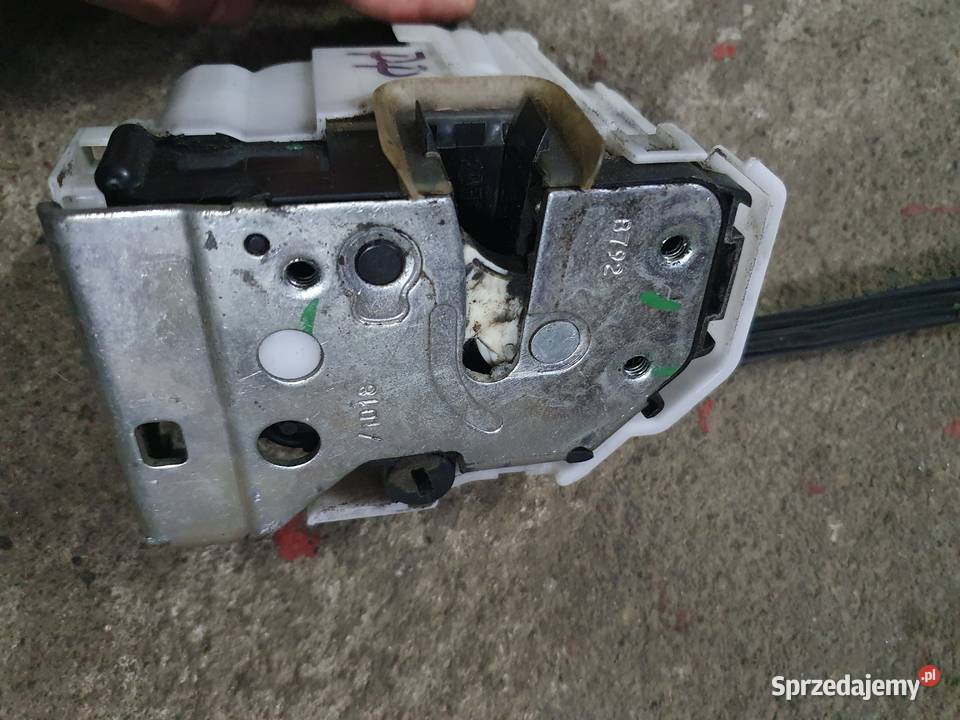 Zamek prawych przednich drzwi FIAT TIPO Motoryzacja Świecie sprzedam