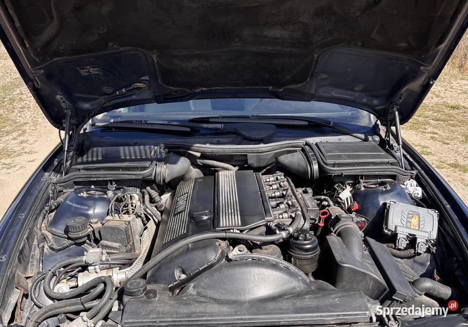 BMW Seria 5 E39 523i Klasyk z nowym LPG i pewną