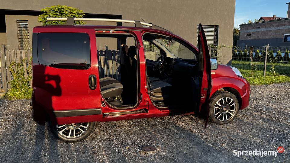 Fiat Qubo 13 MultiJet 80 Euro 6 Lounge 2017 134 Tychy