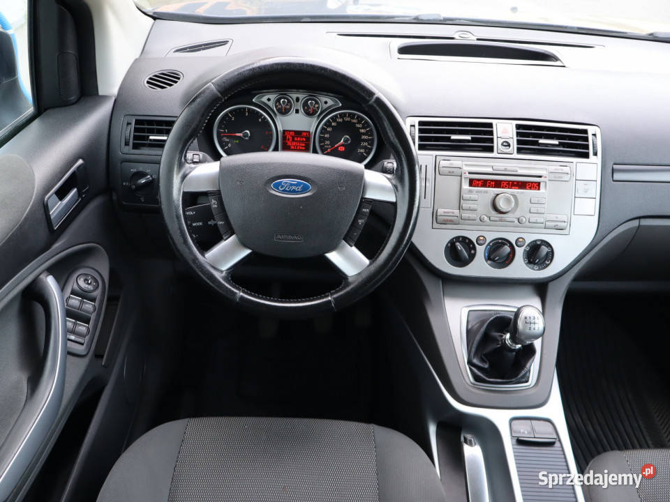 Ford Kuga 20 TDCi niebieski Kuga