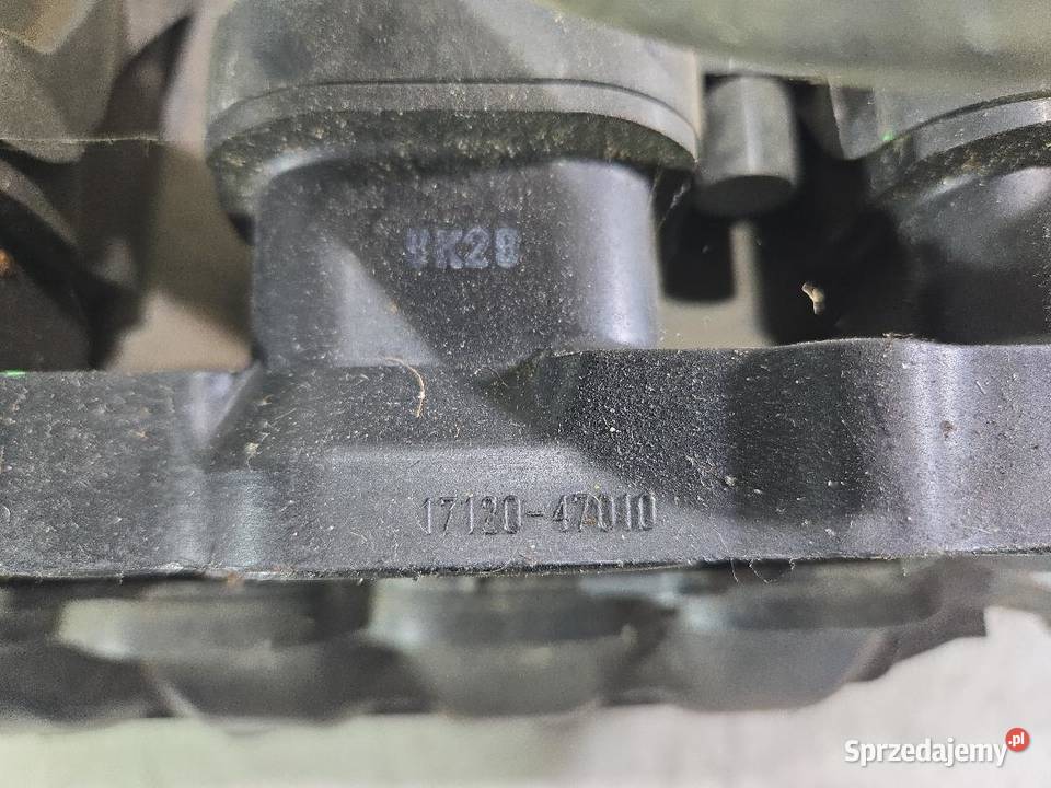 KOLEKTOR SSĄCY TOYOTA YARIS II 13 VVTI sprzedam