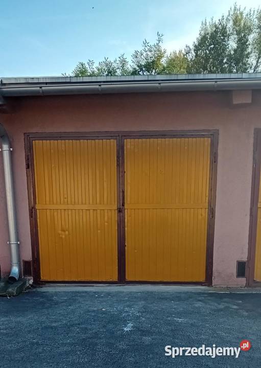 SPRZEDAM garaż murowany 174 M2 Os II Pułku Kraków