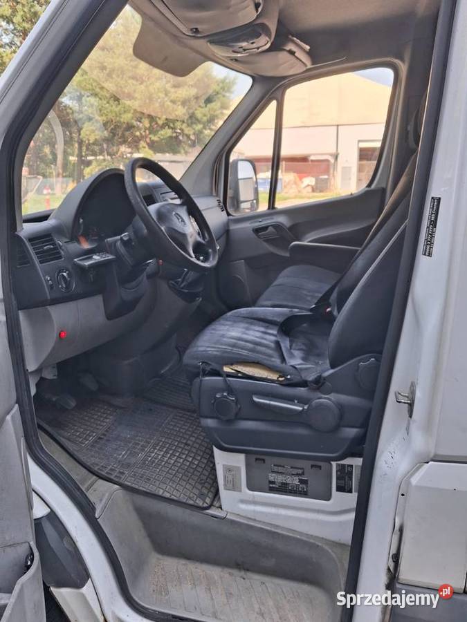 MercedesBenz Sprinter bliźniak chłodnia z windą manualna Warszawa