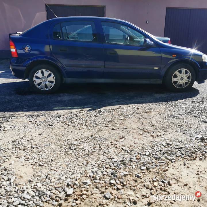 Zadbany opel Astra 16 8v gaz 2032r Iwaniska