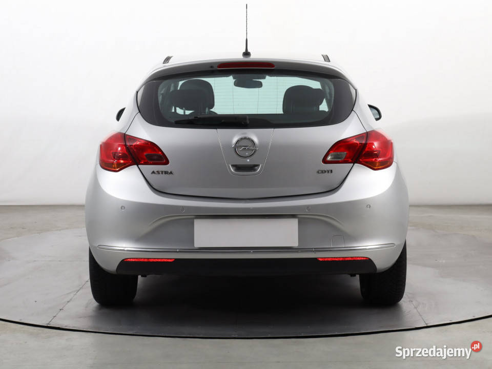 Opel Astra 17 CDTI wielofunkcyjna kierownica Katowice