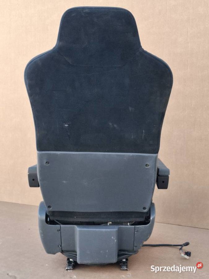 MAN TGX E6 TGS FOTEL KIEROWCY PNEUMATYCZNY ISRI Bieleń