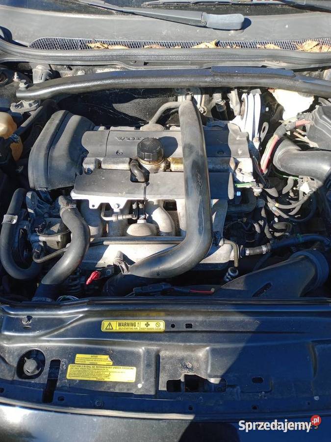 Volvo V70 23 T5 2000r przyciemniane szyby Dąbrówka