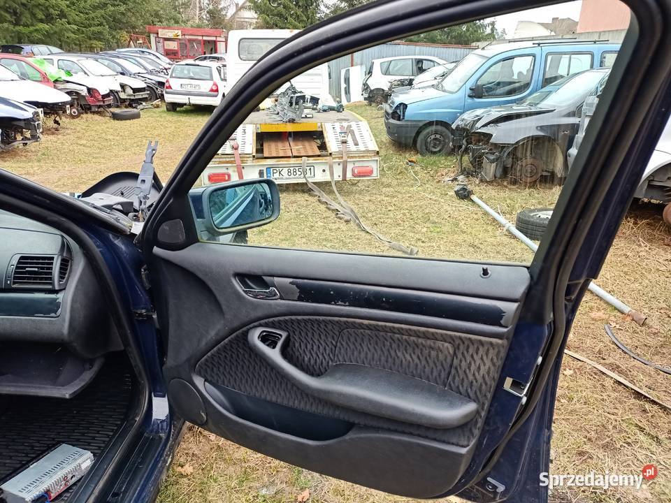 Drzwi przód przednie prawe BMW E46 2000 osobowe Karoseria Szczecin