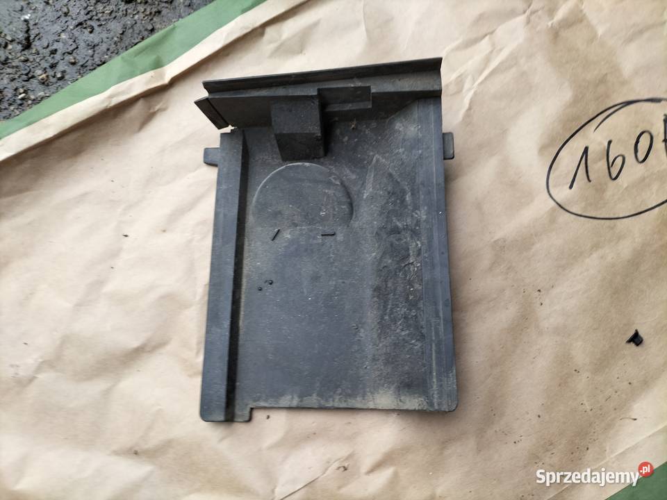 OSŁONA LAMPY PRZEDNIA PRAWA ŁAPACZ POWIETSZA lubelskie