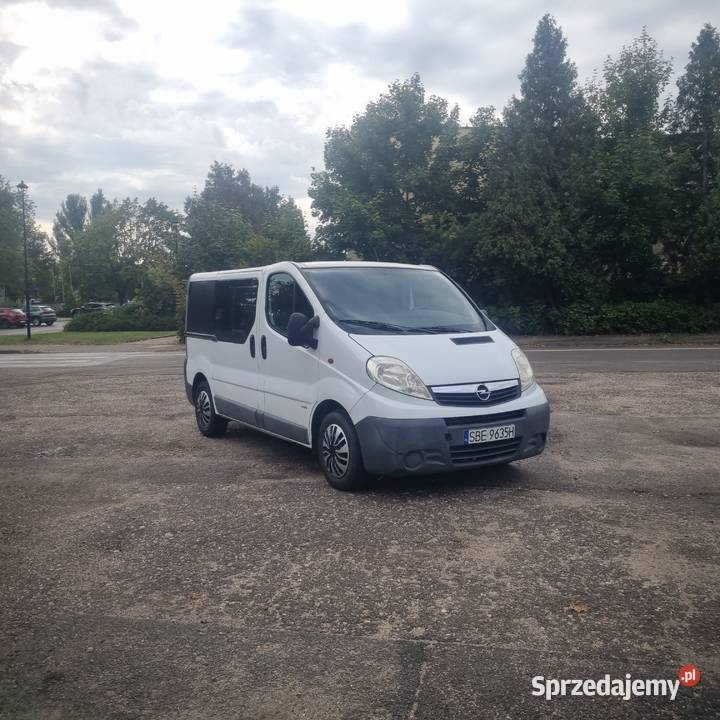 Opel Vivaro 6 OSÓB Brygadówka Przebieg 191 Klima 1995cm3 śląskie Siewierz