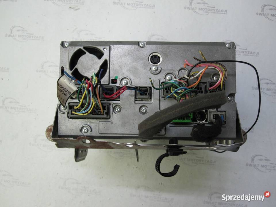 OUTLANDER II 07r panel radia 8750A070 7302083FF sprzedam