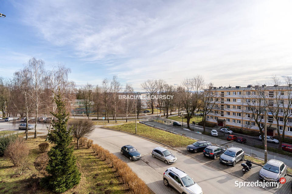 Mieszkanie na wynajem 33m 2 pokoje Kraków os blok