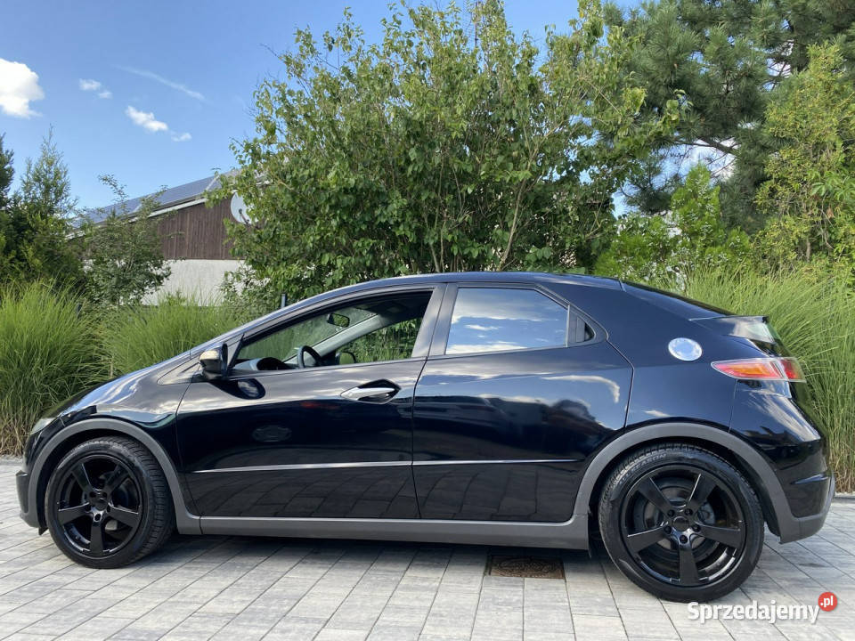 Honda Civic 18 V TEC Zadbany Bezwypadkowy