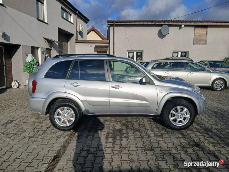 Toyota RAV4 20 D4D LIFT 4X4 skóry alufelgi klimatyzacja sprzedam