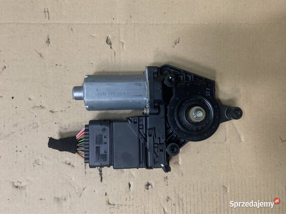 silniczek szyby prawy tył 3B9839752 vw passat b5 Karoseria Szczecin