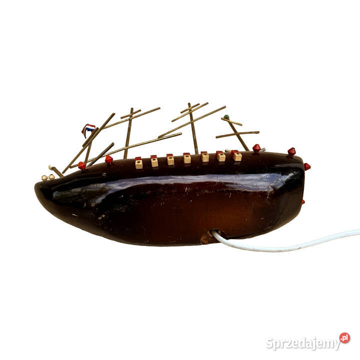 Drewniana lampka nocna stołowa w kształcie