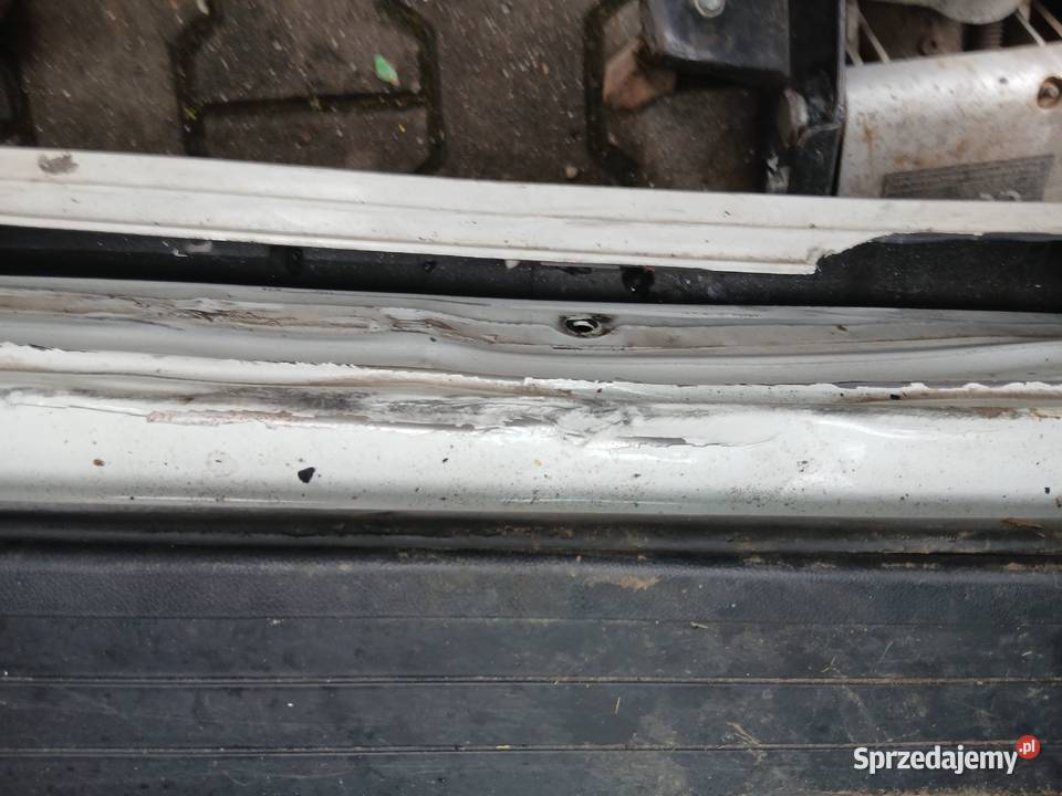 Renault Koleos 25 4x4 uszkodzony 2500cm3 Koleos