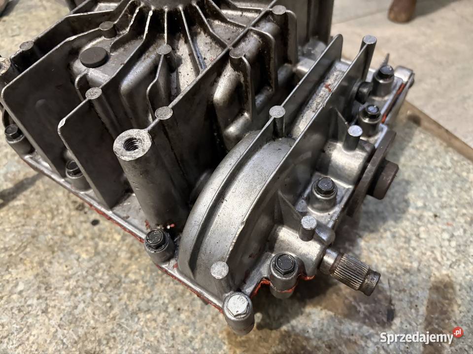 Skrzynia hydrostatyczna kosiarki Castel Garden Małkinia Górna