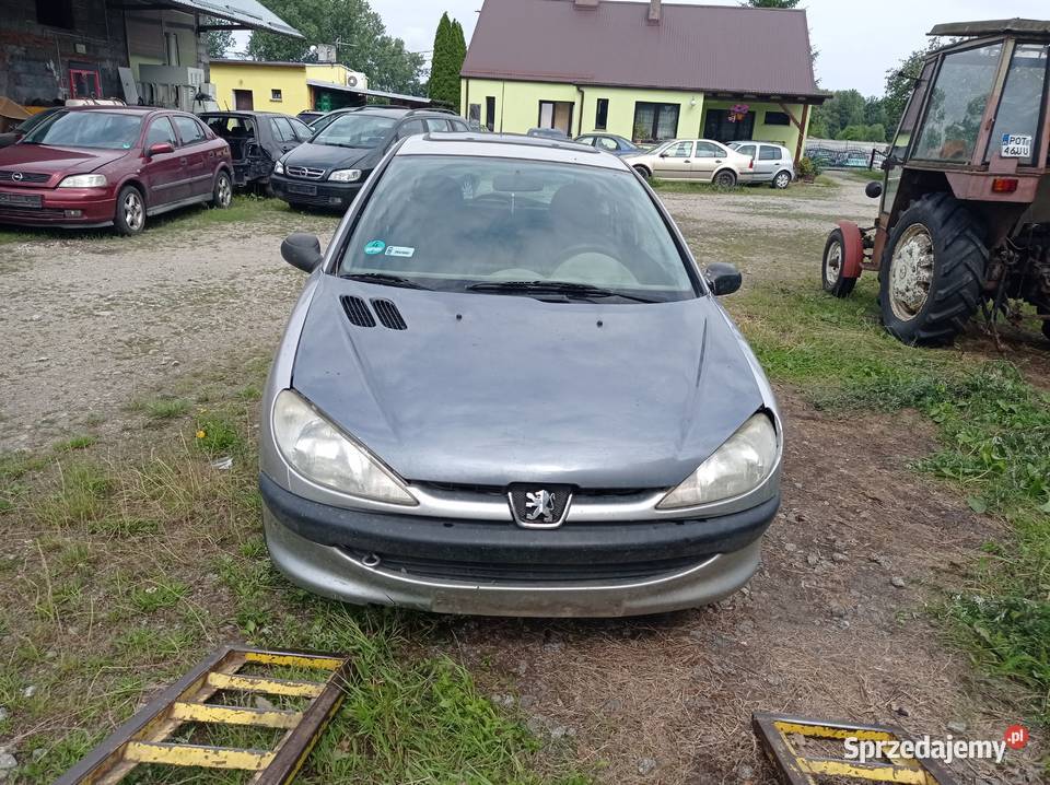 Peugeot 206 11 44 kW 2001 r dawca części Samochody na części Szklarka Myślniewska