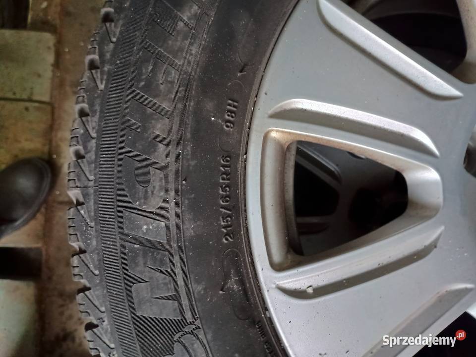 Alufelgi z oponami zimowymi Kalisz