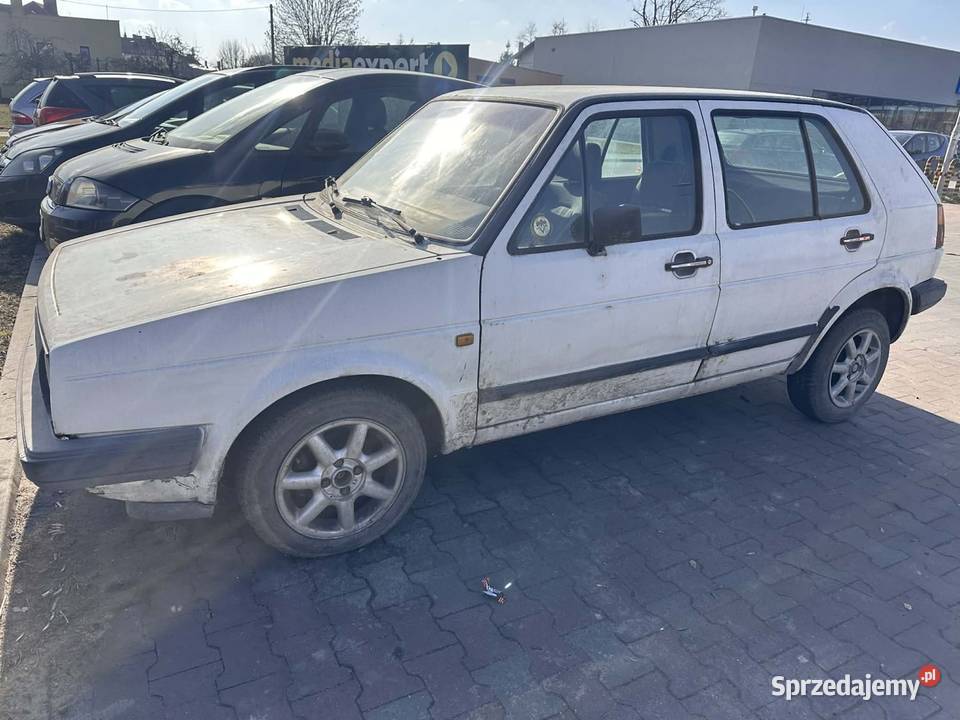 Vw golf 16 d uszkodzony osobowe Nowe