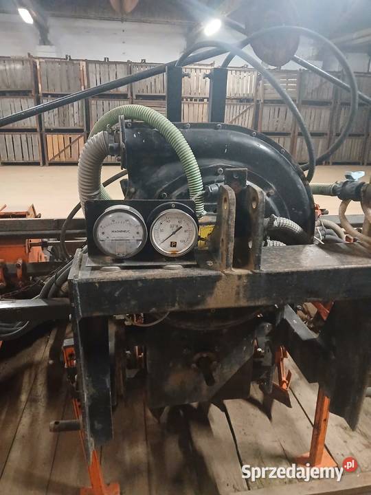 Siewnik do cebuli rzotkwi itd Nysa sprzedam