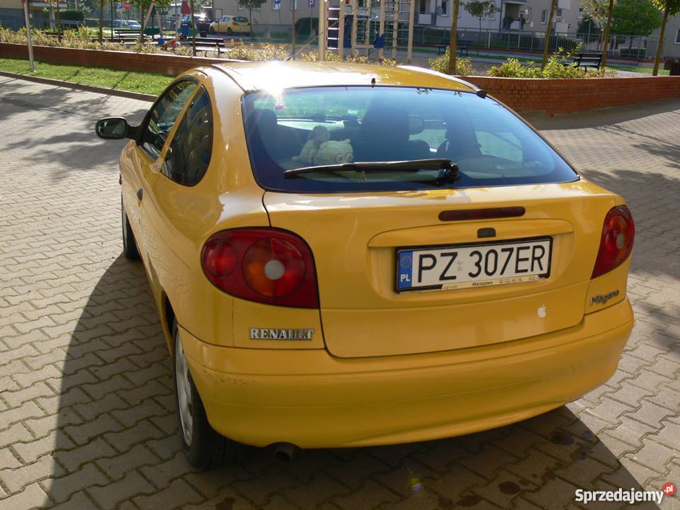 RENAULT MEGANE Coupe LIFT 16 16V 110 benzyna Rok produkcji 1990 Czerwonak sprzedam