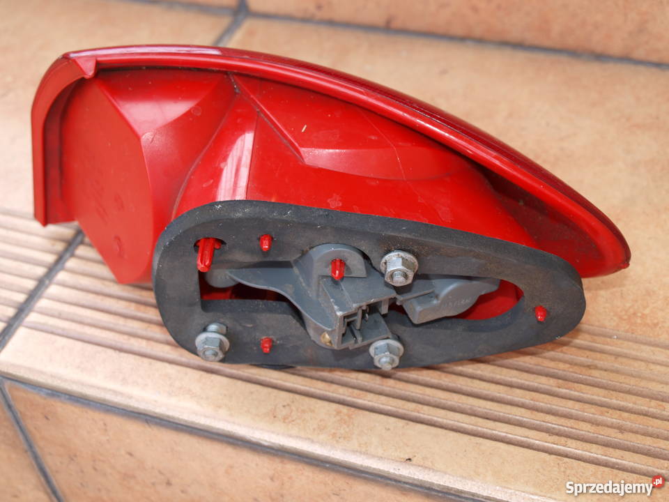 Alfa Romeo lampa tylna lewa 2001 2010r Kalisz